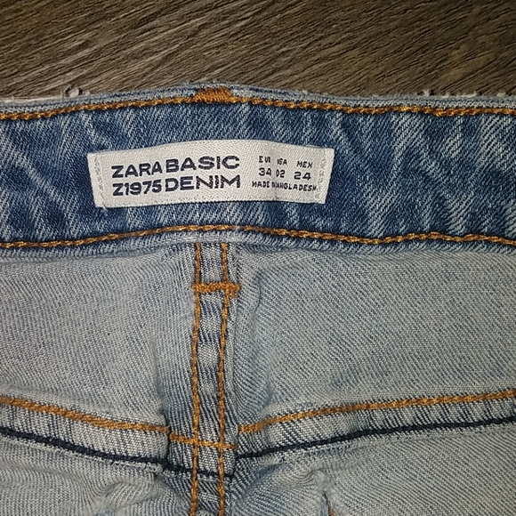 ZARA distressed aysemmtric raw hem jeans - Picture 2 of 4